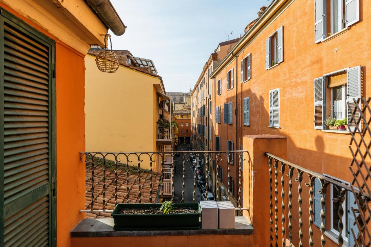 Studio Malcontenti Con Terrazzo By Wonderful Ltaly Bologna Kültér fotó